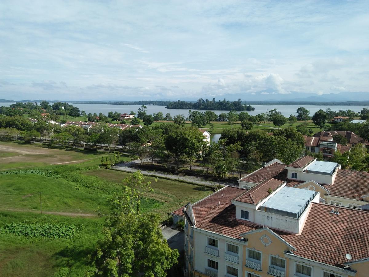 Sanie Guest Room Suria A' Apartment, Bukit Merah Laketown Resort Kampong Kubu Gajah  ภายนอก รูปภาพ